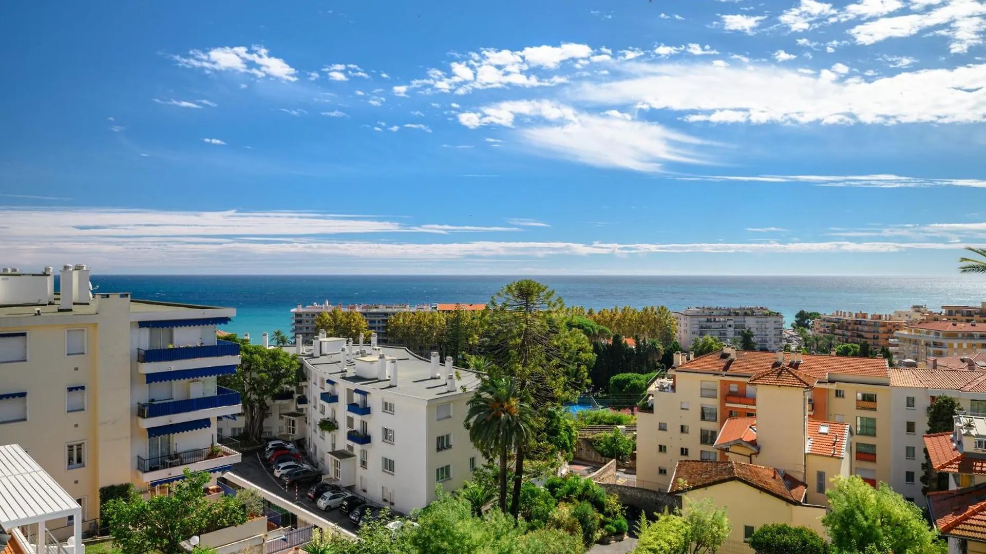 شقة Alexandra Palace, Appartement Belle Epoque Menton, Vue Mer, Parking فرنسا