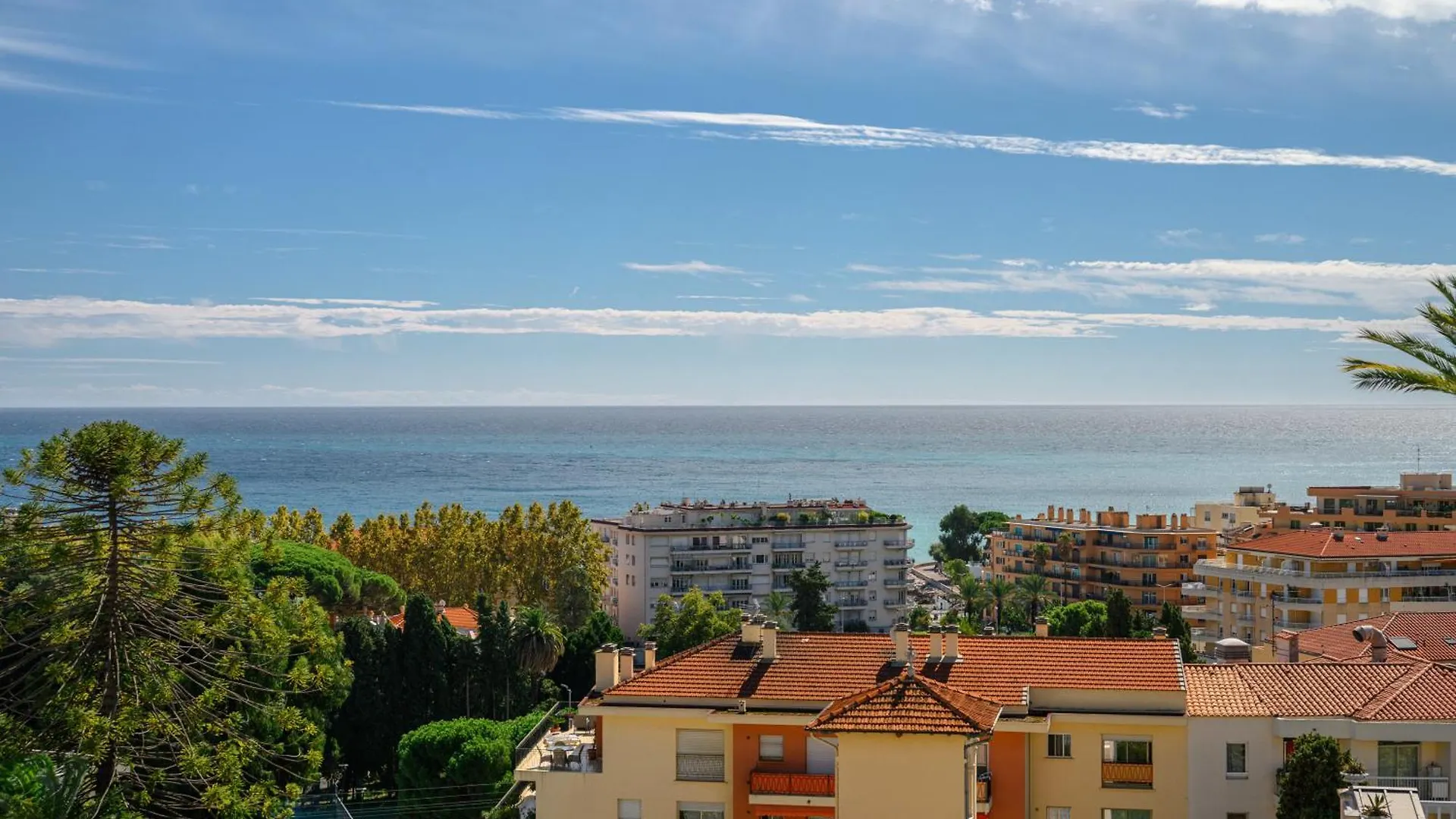 Alexandra Palace, Appartement Belle Epoque Menton, Vue Mer, Parking 0*, Menton France