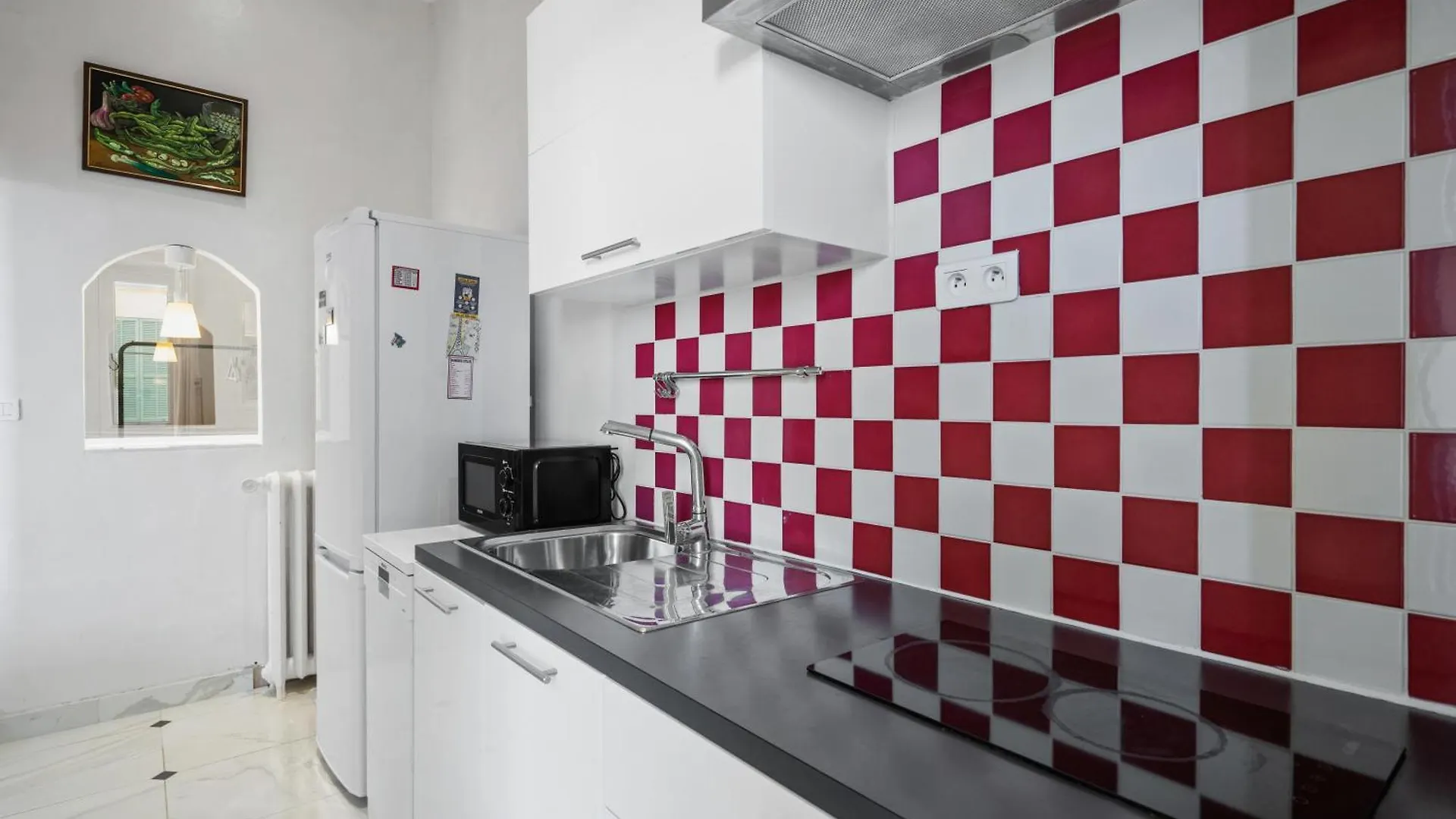 Alexandra Palace, Appartement Belle Epoque Menton, Vue Mer, Parking 0*, Menton