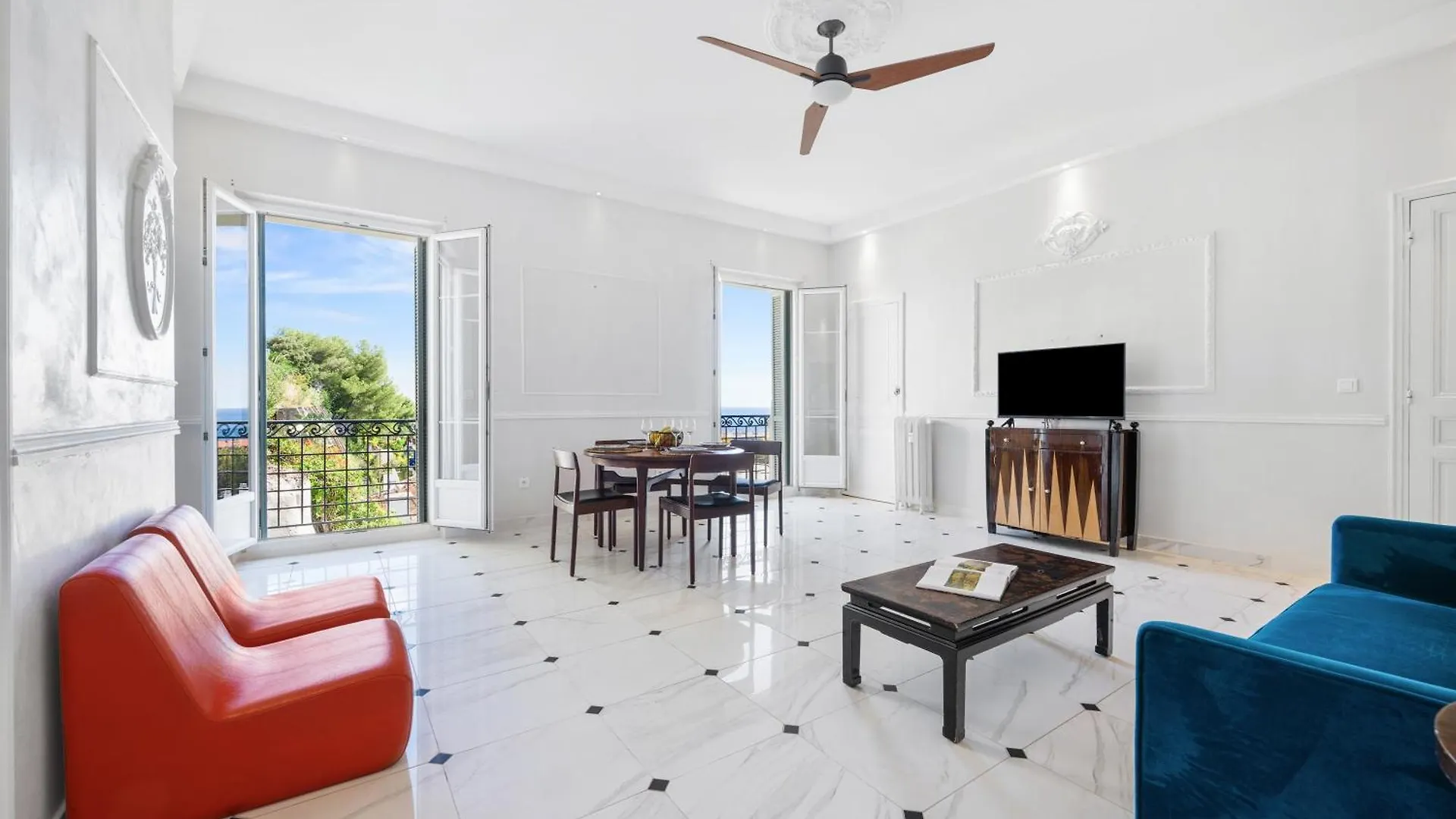Alexandra Palace, Appartement Belle Epoque Menton, Vue Mer, Parking Menton
